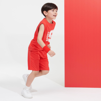 شورت برمودا أحمر للأولاد